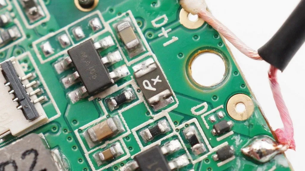 自恢復(fù)保險(xiǎn)絲在TWS充電倉(cāng)的應(yīng)用